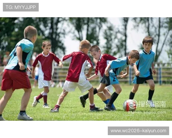 最新足球技巧入门指南全面解析青少年训练实用方法