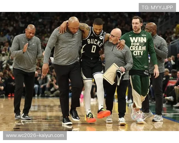 字母哥精彩集锦展示其全能球技带领雄鹿征战NBA赛场